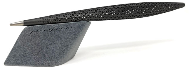 Pininfarina Speedform Black
